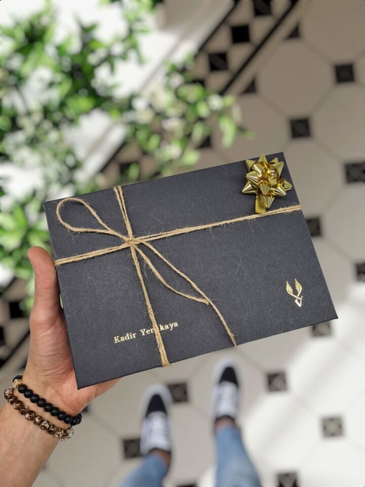 VİSSO 262 HAKİKİ DERİ ÇANTA  İSME ÖZEL ÇİFT KİMLİK BÖLMELİ SİYAH RENK DERİ ERKEK CÜZDAN + Çift Yön Kemer