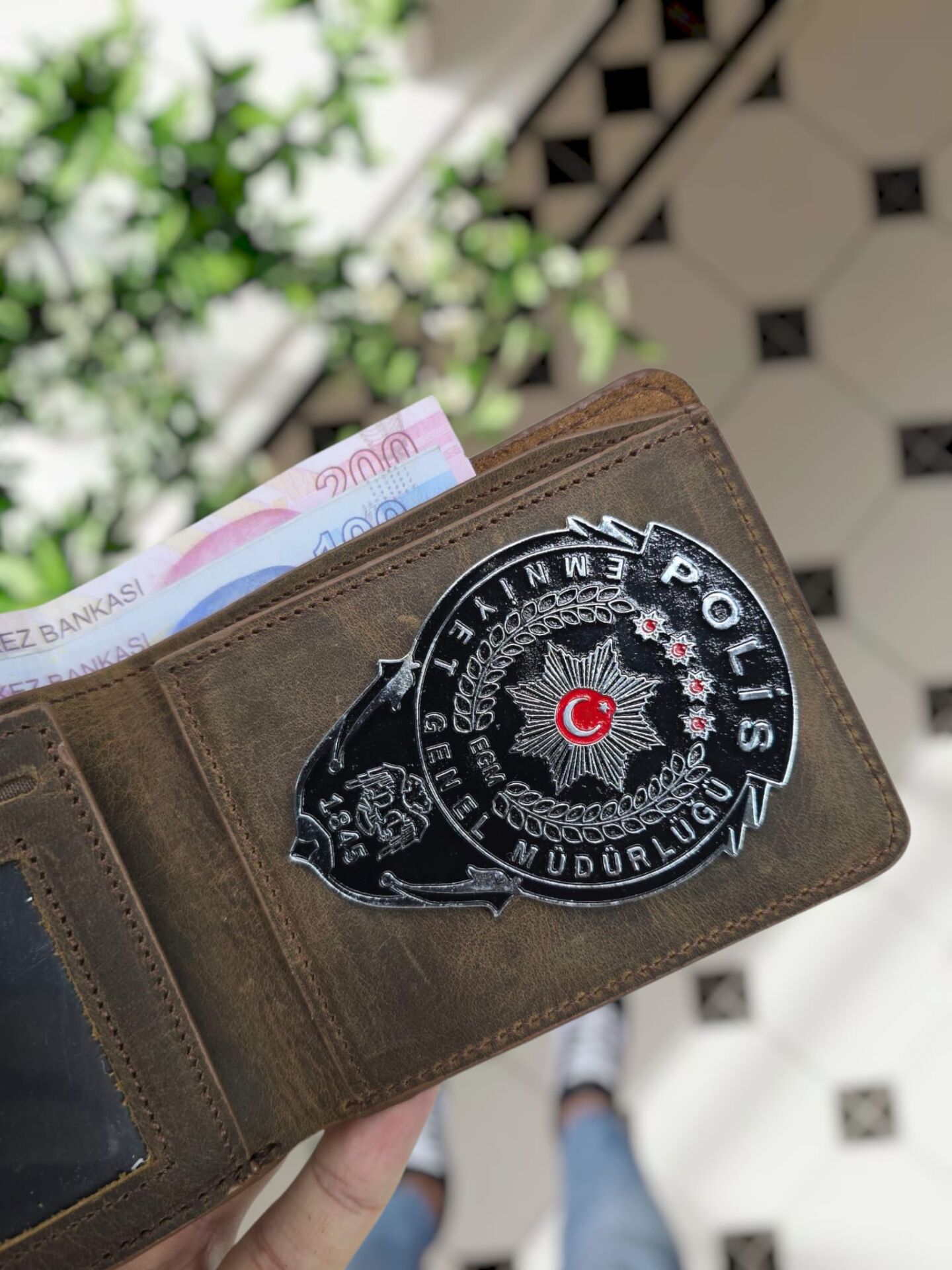 VİSSO 1236 HAKİKİ DERİ ÇANTA İSME ÖZEL KAHVE MATRİX POLİS ROZETLİ KAĞIT PARA VE KİMLİK BÖLMELİ ERKEK VE KADIN CÜZDAN