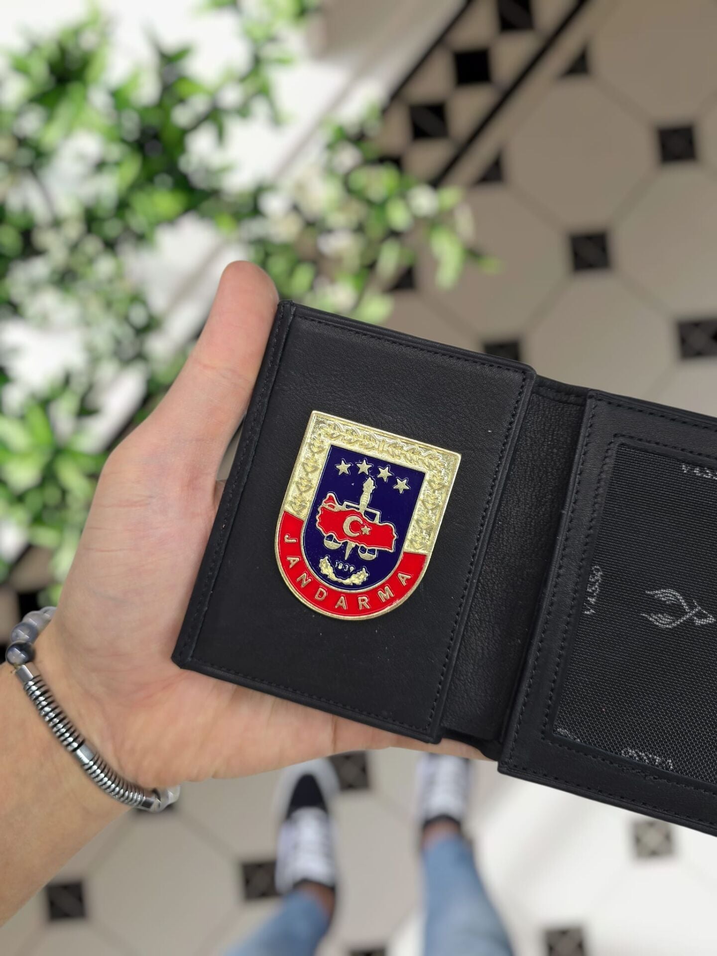 VİSSO 1131 Jandarma Rozetli HAKİKİ DERİ ÇANTA   İSME ÖZEL JANDARMA ROZETLİ KAĞIT PARA VE KİMLİK BÖLMELİ ERKEK VE KADIN CÜZDAN