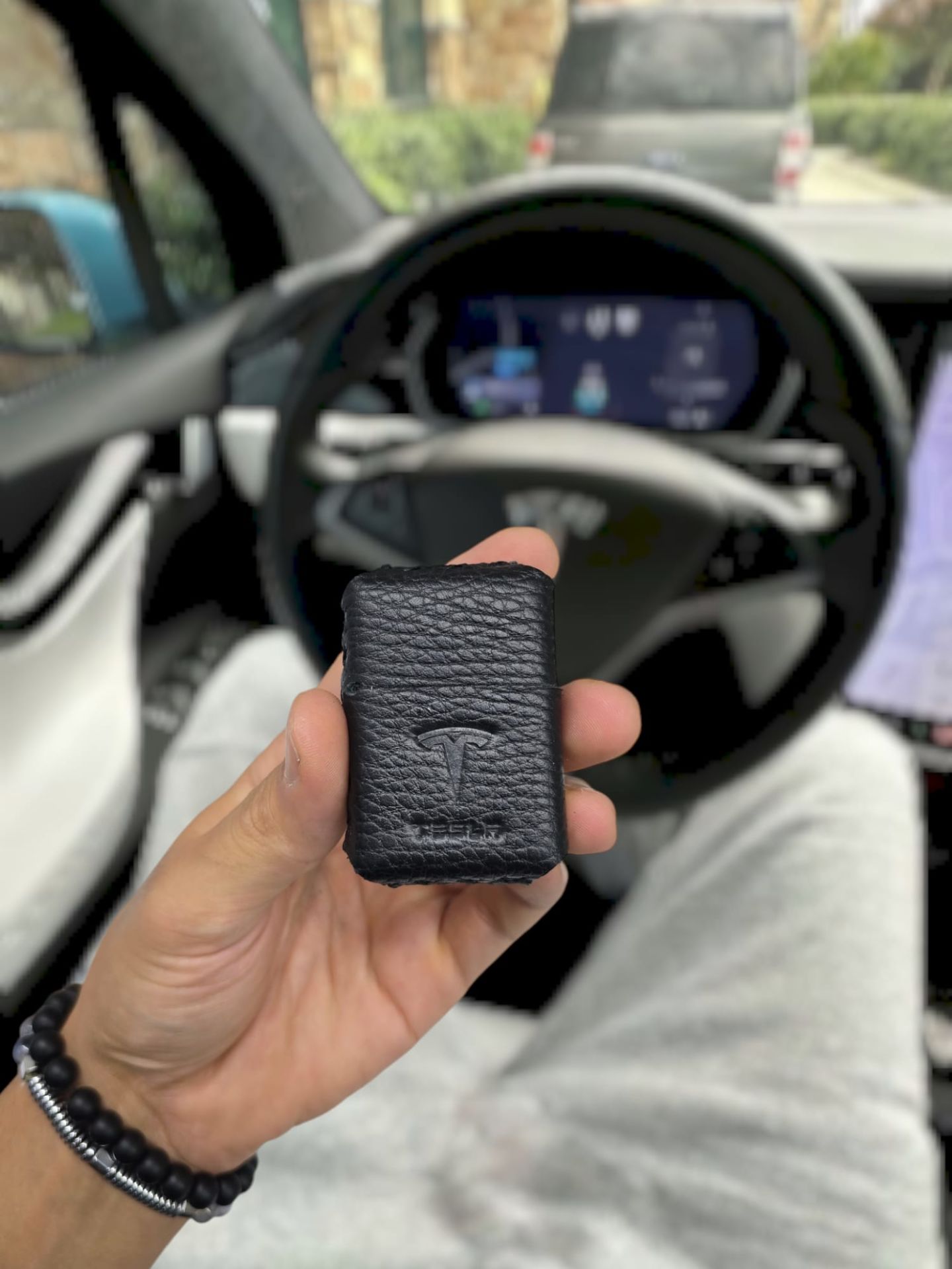 VİSSO Visso 1933 Hakiki Dana Derisi El Yapımı ZİPPO Tarzı Benzinli Çakmak Kılıfı ve Zippo Tarzı Çakmak SİYAH GUTTY TESLA LOGO