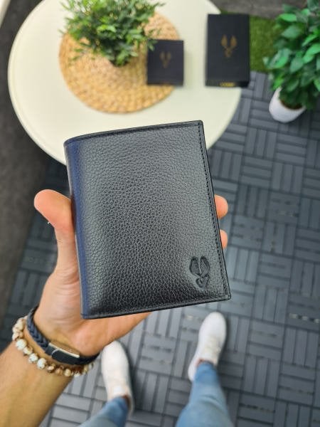 VİSSO 1131 HAKİKİ ORJİNAL DERİ ÇANTA SİYAH RENK 3 ADET KİMLİK KART GÖZLÜ CEZA İNFAZ KORUMA MEMURU ROZETLİ KADIN ERKEK CÜZDAN (GARDİYAN ROZETL CÜZDAN)