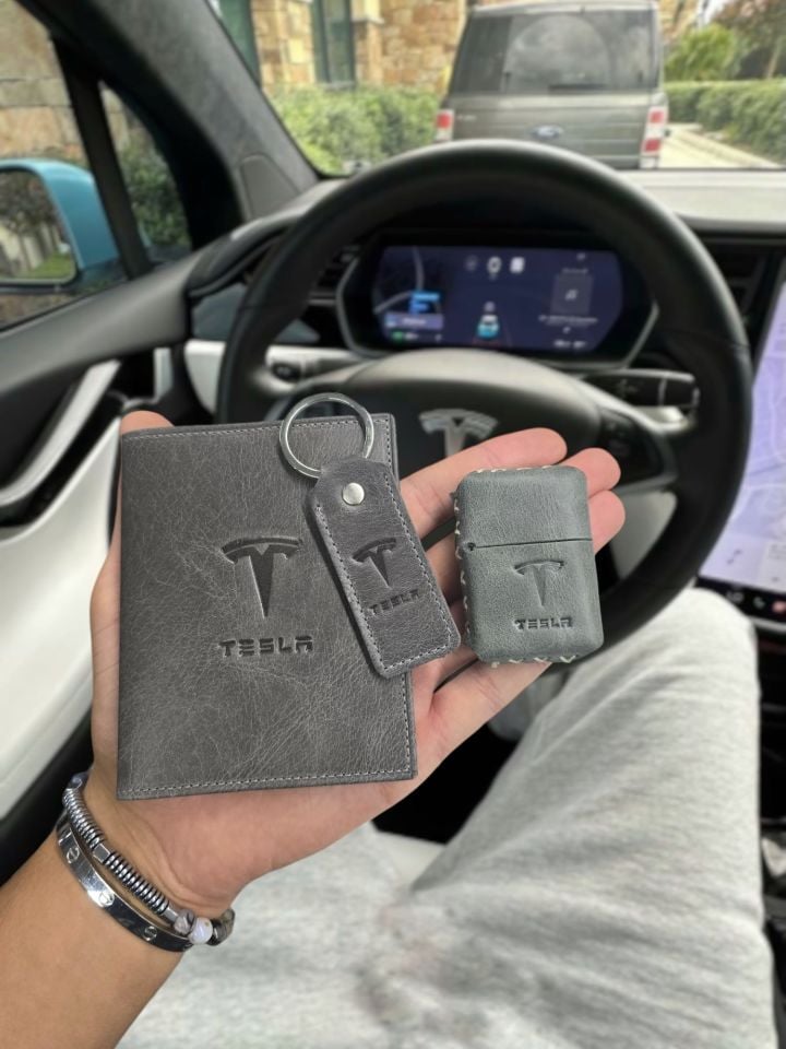 TESLA  VİSSO 1904 Hakiki Deri Araç Ruhsat Kılıf + Çakmak + Anahtarlık Set İsme Özel Çanta Erkek Kadın Modeli  TESLA  Gri Renk