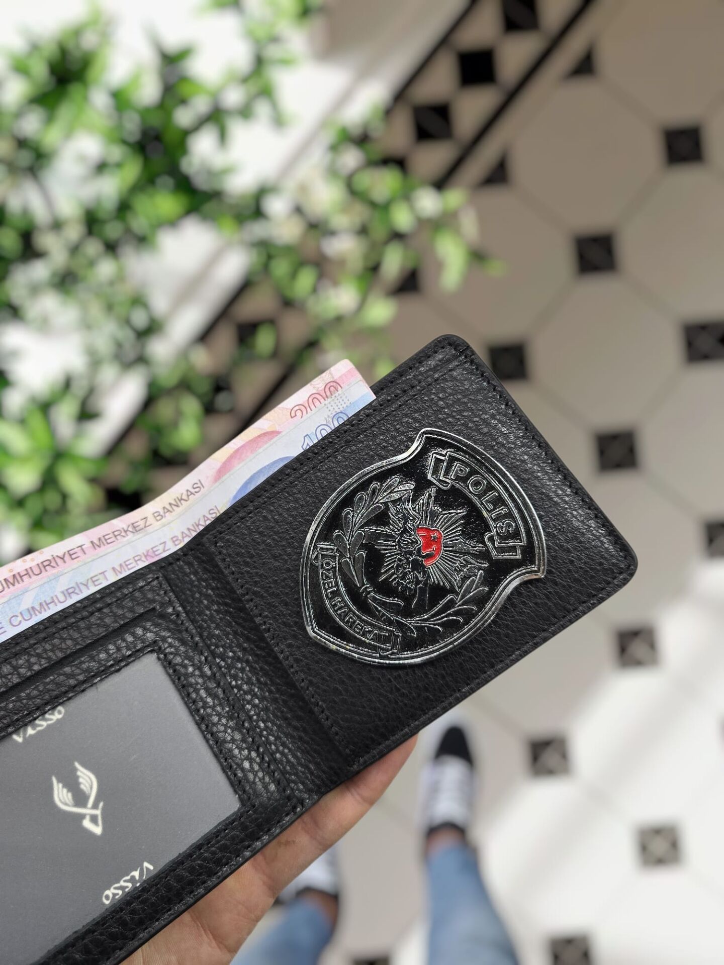 VİSSO 1236 PÖH Rozetli HAKİKİ DERİ ÇANTA  İSME ÖZEL SİYAH GUTTY KİMLİK GÖZLÜ PARA BÖLMELİ Polis Özel Harekat ROZETLİ ERKEK KADIN CÜZDAN