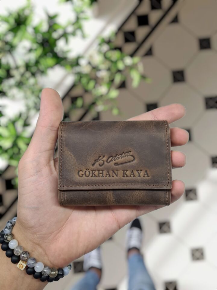 VİSSO 660 DERİ ÇANTA  İSME ÖZEL GÜÇLÜ MIKNATISLI KİLİT AKORDİYON YELPAZE KARTLIK CÜZDAN ERKEK KADIN MODELİ Atatürk İmza Logo