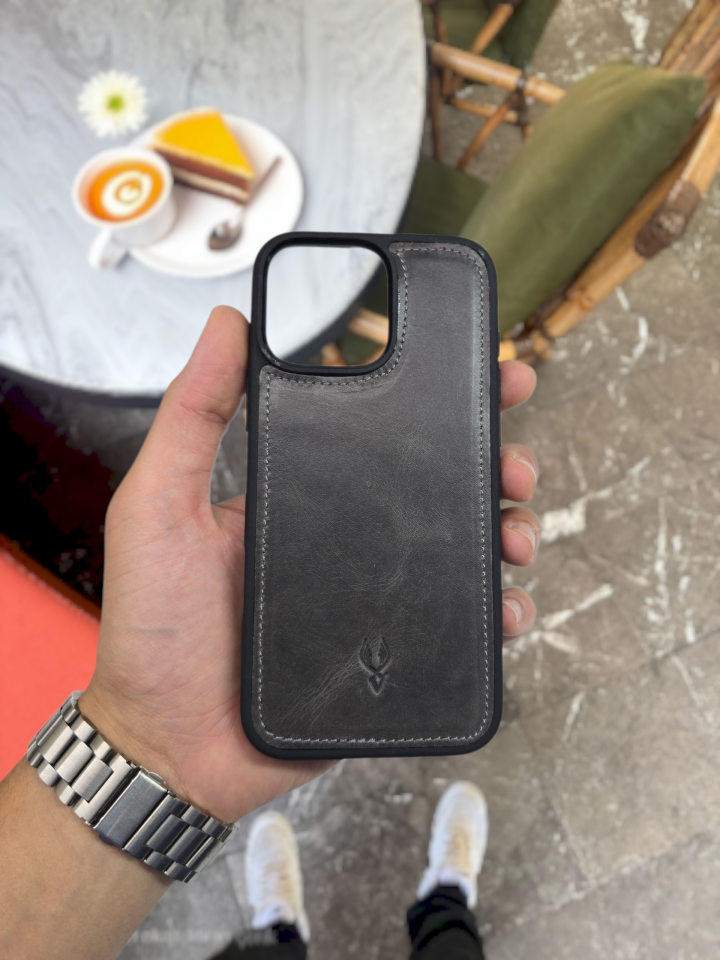 İphone 16 PRO model  GRİ CRAYZ Deri Kılıf VİSSO Hakiki Deri İsme Özel Kişiselleştirme Kadın Erkek Kullanım Unisex Telefon Kılıf
