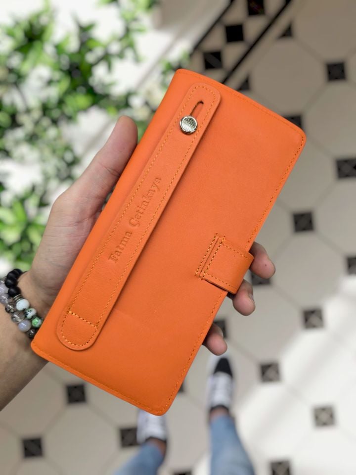 VİSSO 701 HAKİKİ ORİNAL DERİ ÇANTA ÇOK KARTLIK KAPASİTELİ TELEFON BÖLMELİ ÇITÇITLI KADIN VE ERKEK CÜZDAN EL ÇANTASI MODEL Turuncu NAPA