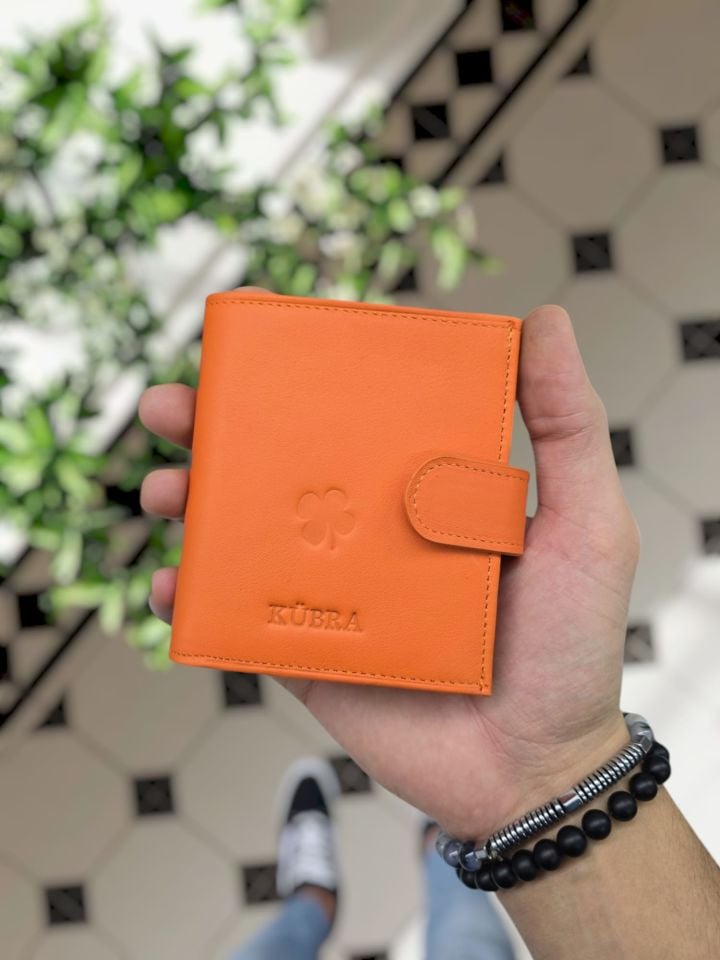 Yonca Logolu VİSSO 112 HAKİKİ DERİ ÇANTA İSME ÖZEL KADIN ERKEK ÇITIÇITLI FERMUARLI  Turuncu NAPA Yonca Logolu