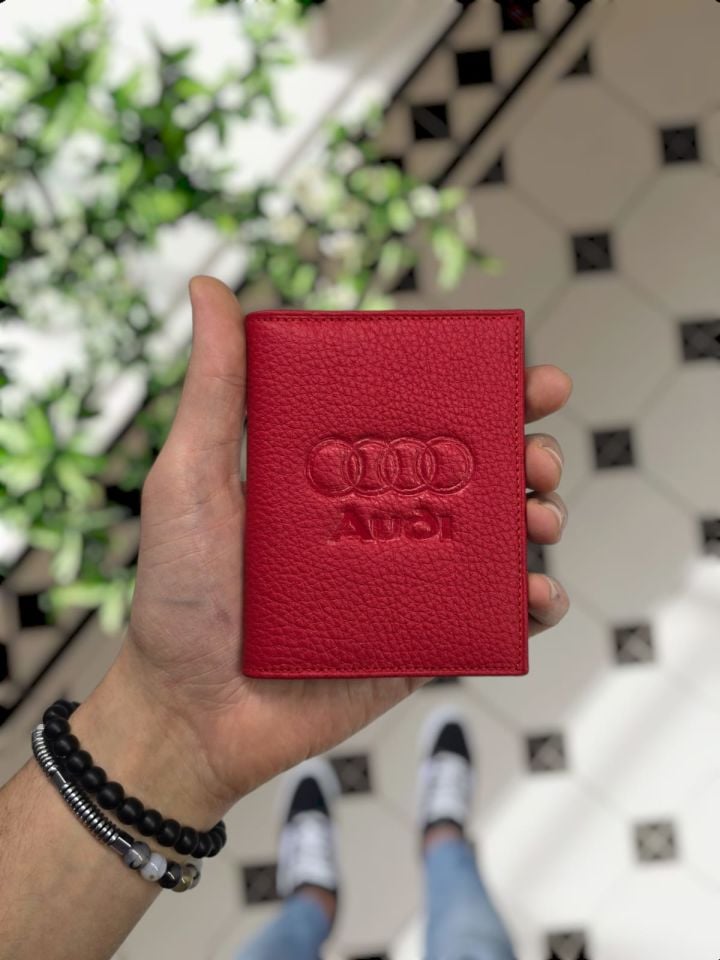 Audi VİSSO 1904 Hakiki Deri Araç Ruhsat Kılıfı İsme Özel Çanta Erkek Kadın Modeli AUDı KIRMIZI