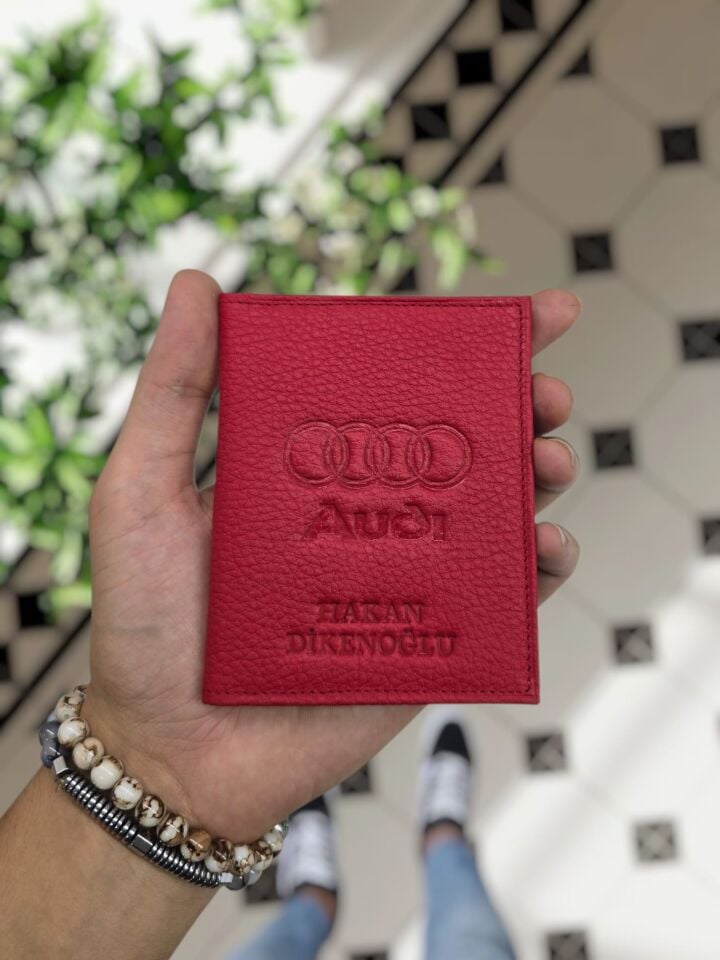 Audi VİSSO 1904 Hakiki Deri Araç Ruhsat Kılıfı İsme Özel Çanta Erkek Kadın Modeli AUDı KIRMIZI
