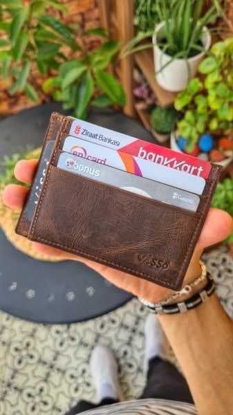 VİSSO 606 HAKİKİ DERİ ÇANTA KAHVE MATRİX - KAHVERENGİ İSME ÖZEL PARA BÖLMELİ ERKEK VE KADIN DERİ MİNİ KREDİ KARTLIK