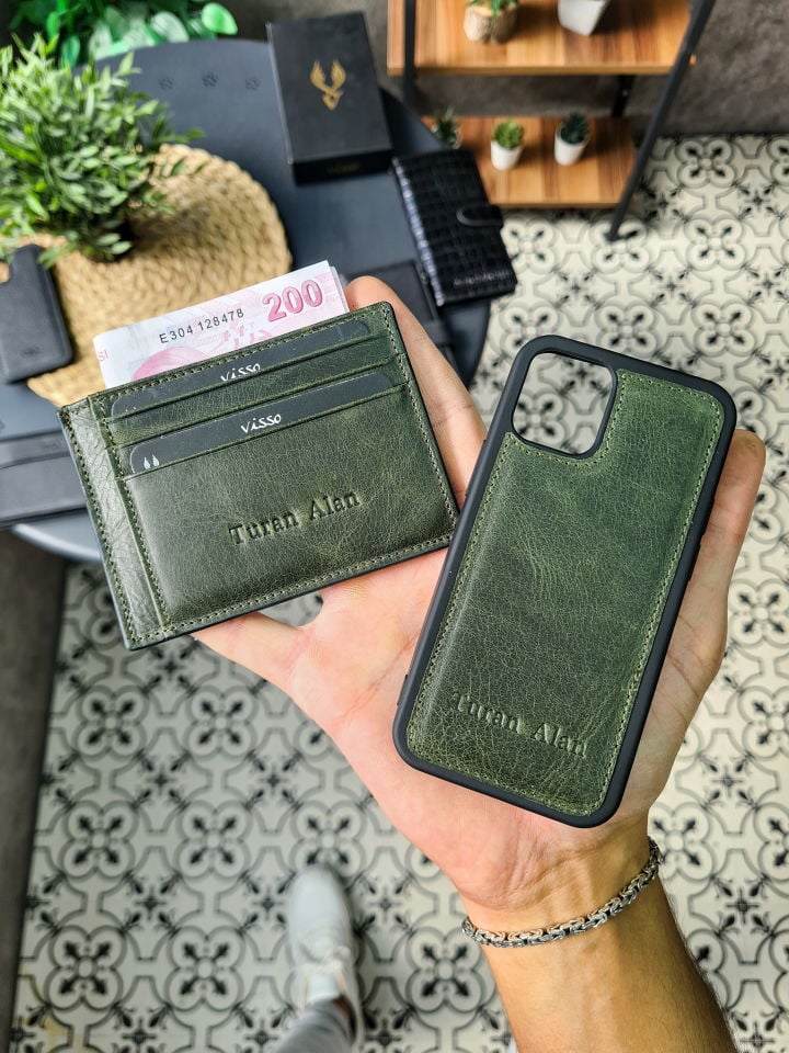 VİSSO 606 Hakiki Deri Yeşil Granda Crayz Kartlık + Telefon Kılıfı Kadın Erkek Deri Çanta Set VİSSO GERÇEK DERİ İPHONE SAMSUNG - Apple DERİ TELEFON KILIFI  Kişiye Özel İsim Baskılı Kadın Erkek Unisex Koruyucu Telefon Kılıfı
