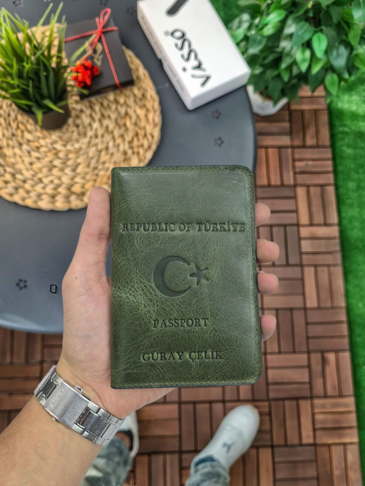 VİSSO 911 HAKİKİ ORJİNAL DERİ ÇANTA KREDİ KART VE KİMLİK HAZNELİ PASAPORTLUK - DERİ PASAPORT KILIFI  Yeşil Granada MATRİX  AYYILDIZ - REPUBLIC