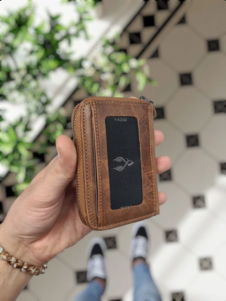 VİSSO 661 Fermuarlı Kredi Kartlık Model Hakiki Deri Çanta Kişiye Özel FINDIK MATRİX ÜÇ HİLAL LOGO