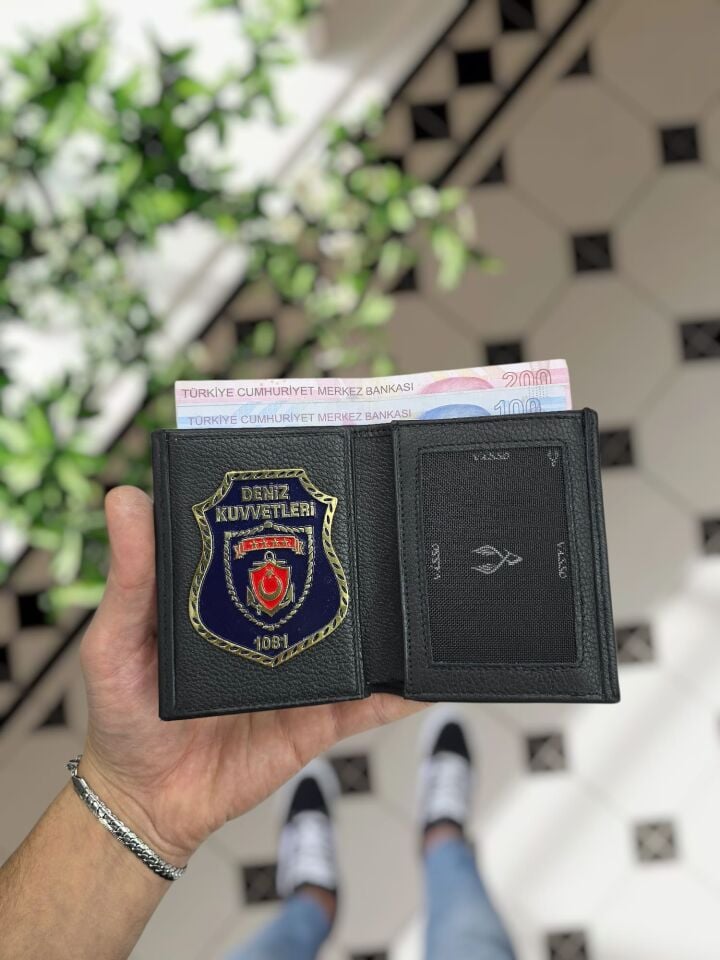 VİSSO 1131 Deniz Kuvvetleri Rozetli HAKİKİ ORJİNAL DERİ ÇANTA SİYAH RENK 3 ADET KİMLİK KART GÖZLÜ FERMUARLI DENİZ KUVVETLERİ KOMUTANLIĞI ROZETLİ KADIN ERKEK CÜZDAN