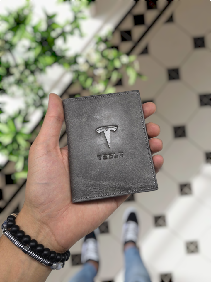 TESLA  VİSSO 1904 Hakiki Deri Araç Ruhsat Kılıf İsme Özel Çanta Erkek Kadın Modeli  TESLA  GRİ RENK