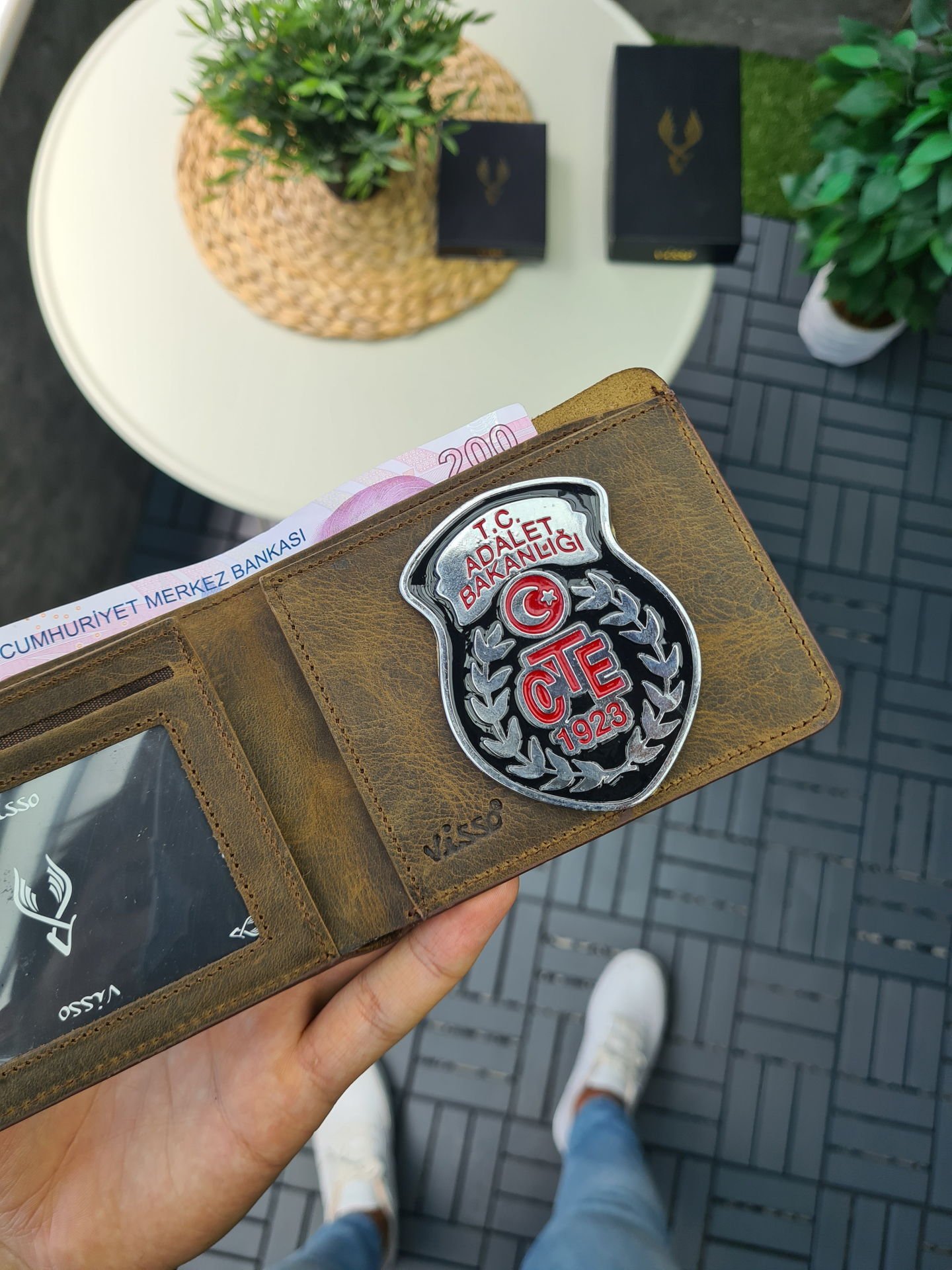 VİSSO 1236 HAKİKİ DERİ ÇANTA İSME ÖZEL  Ceza İnfaz Gardiyan ROZETLİ KAĞIT PARA VE KİMLİK BÖLMELİ ERKEK VE KADIN CÜZDAN Kahve Matrix