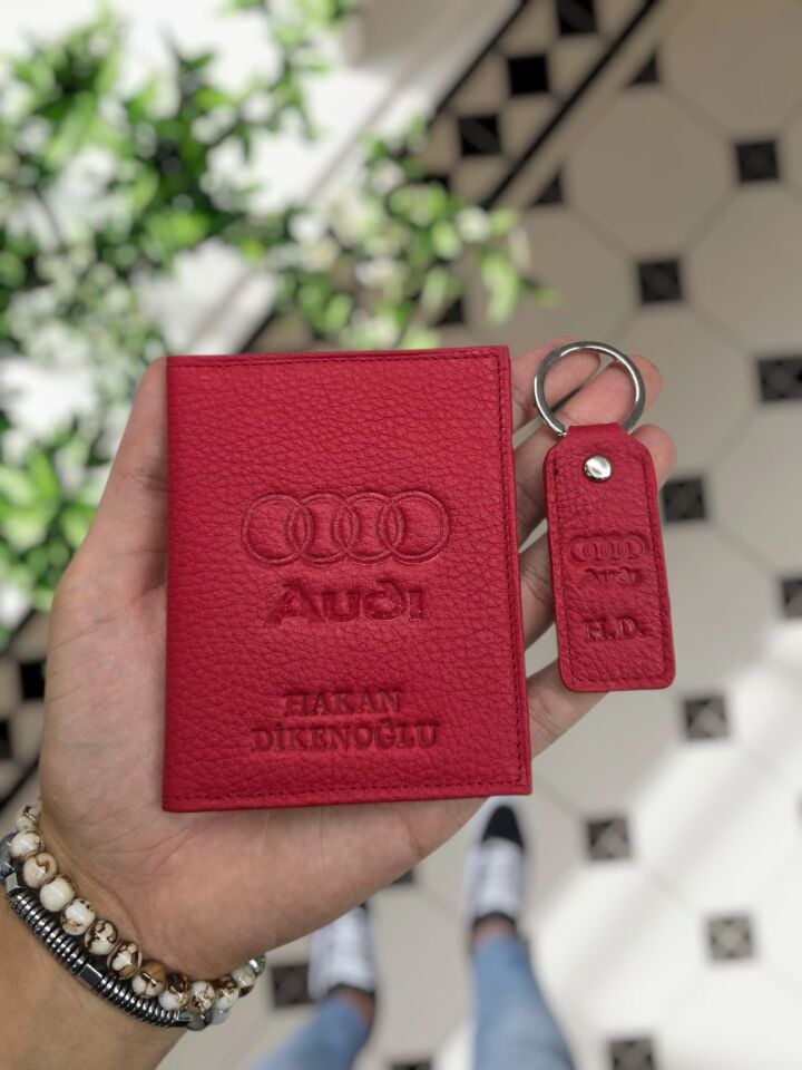 Audi VİSSO 1904 Hakiki Deri Araç Ruhsat Kılıfı İsme Özel Çanta Erkek Kadın Modeli AUDı KIRMIZI + Anahtar