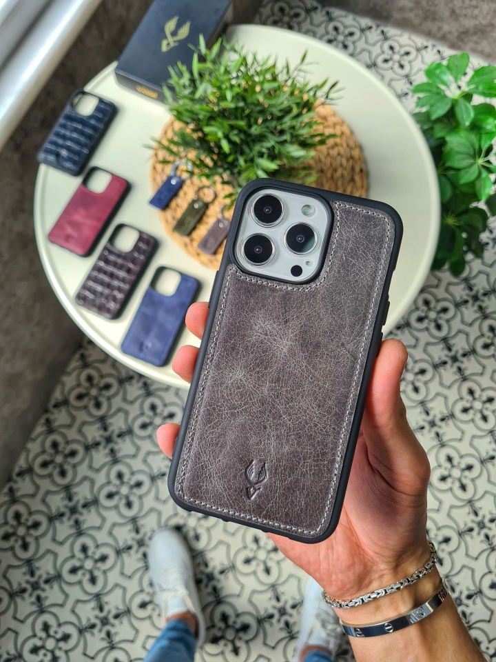 IPHONE GRİ RENK TELEFON KILIFI VİSSOHAKİKİ ORJİNAL GERÇEK DANA DERİSİ Kişiye Özel İsim Baskılı Kadın Erkek Unisex Deri Koruyucu Telefon Kılıfı GRİ RENK