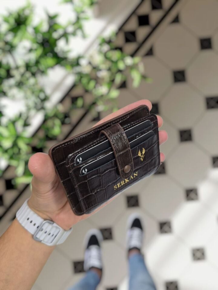 VİSSO 8600  Hakiki Deri Çıtçıtlı Akordeon Kartlık Akordeon Kimlik Bölmeli Kişiye İsme Özel Bay Bayan Çanta Kahve Croco