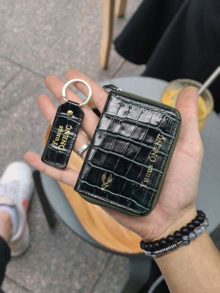 VİSSO 661 GERÇEK DERİ ÇANTA İSME ÖZEL  KCROCO ERKEK VE KADIN İÇİN FERMUARLI AKORDİYON-YELPAZE KREDİ KARTLIK MODEL Yeşil Croco +  Anahtarlık