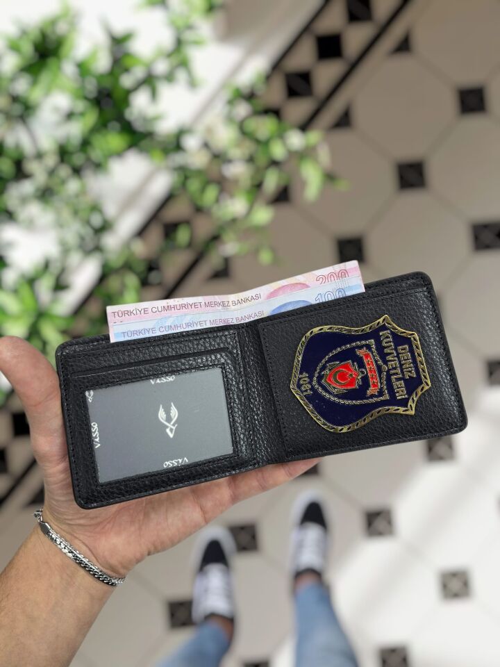 VİSSO 1236 Deniz Kuvvetleri Rozetli HAKİKİ DERİ ÇANTA İSME ÖZEL Deniz Kuvvetleri ROZETLİ KAĞIT PARA VE KİMLİK BÖLMELİ ERKEK VE KADIN CÜZDAN Siyah Gutty