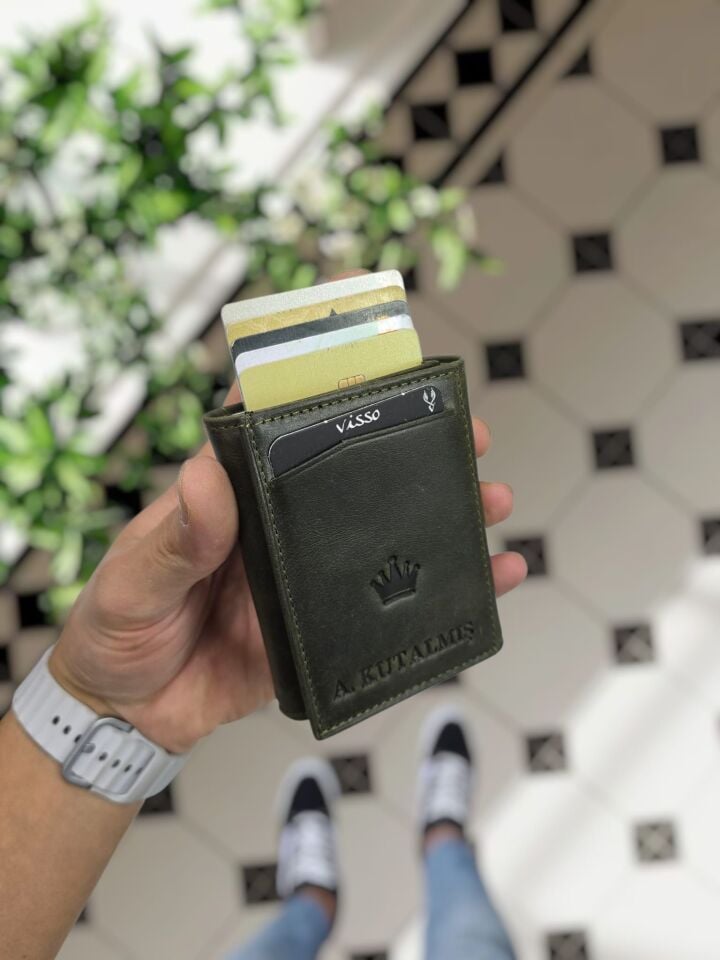 VİSSO 684 Hakiki Deri Kağıt Para Bölmeli Mekanizmalı Kartlık Cüzdan Kişiye Özel Çanta YEŞİL GRANDA Taç Logolu
