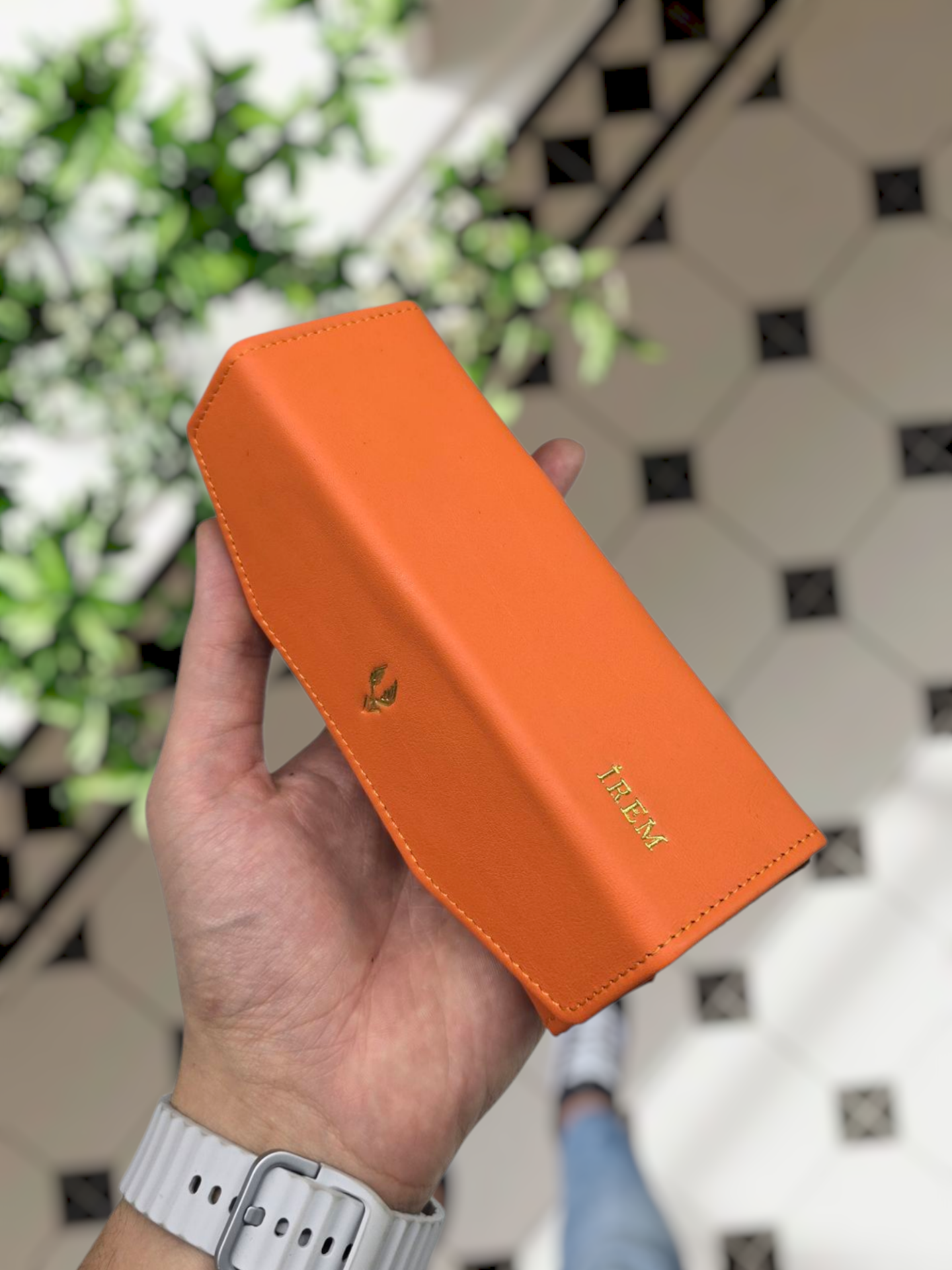 Visso 889 TURUNCU RENK DERİ Gözlük Kılıfı İsme Özel Hakiki Dana Derisi İçi Kadife Mıknatıslı Kilit Kapaklı  Çok Amaçlı Takı Ziynet Pırlanta Elmas İçin Deri Mini Kutu Her Model Gözlük Kılıfı TURUNCU RENK DERİ