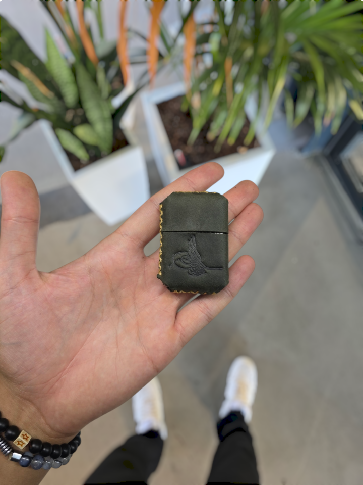 VİSSO Visso 1933 Hakiki Dana Derisi El Yapımı ZİPPO Tarzı Benzinli Çakmak Kılıfı ve Zippo Tarzı Çakmak K. YEŞİL  TUĞRA LOGOLU