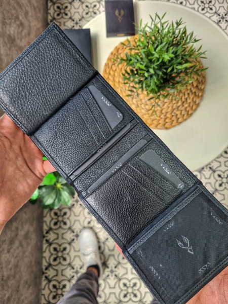 VİSSO 1131 HAKİKİ DERİ İSME ÖZEL Adalet Bakanlığı ROZETLİ KAĞIT PARA VE KİMLİK BÖLMELİ ERKEK VE KADIN CÜZDAN Deri Çanta